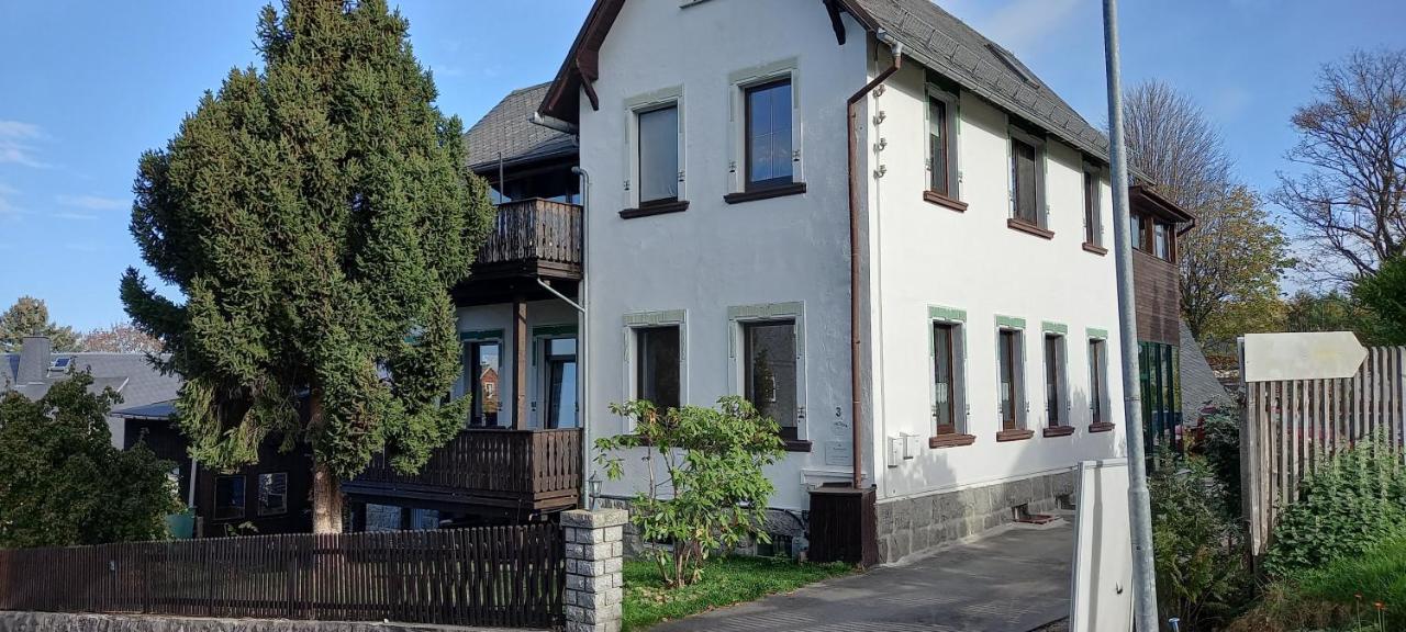 Familienfreundliche Ferienwohnung Erzgebirge Schneeberg  Dış mekan fotoğraf