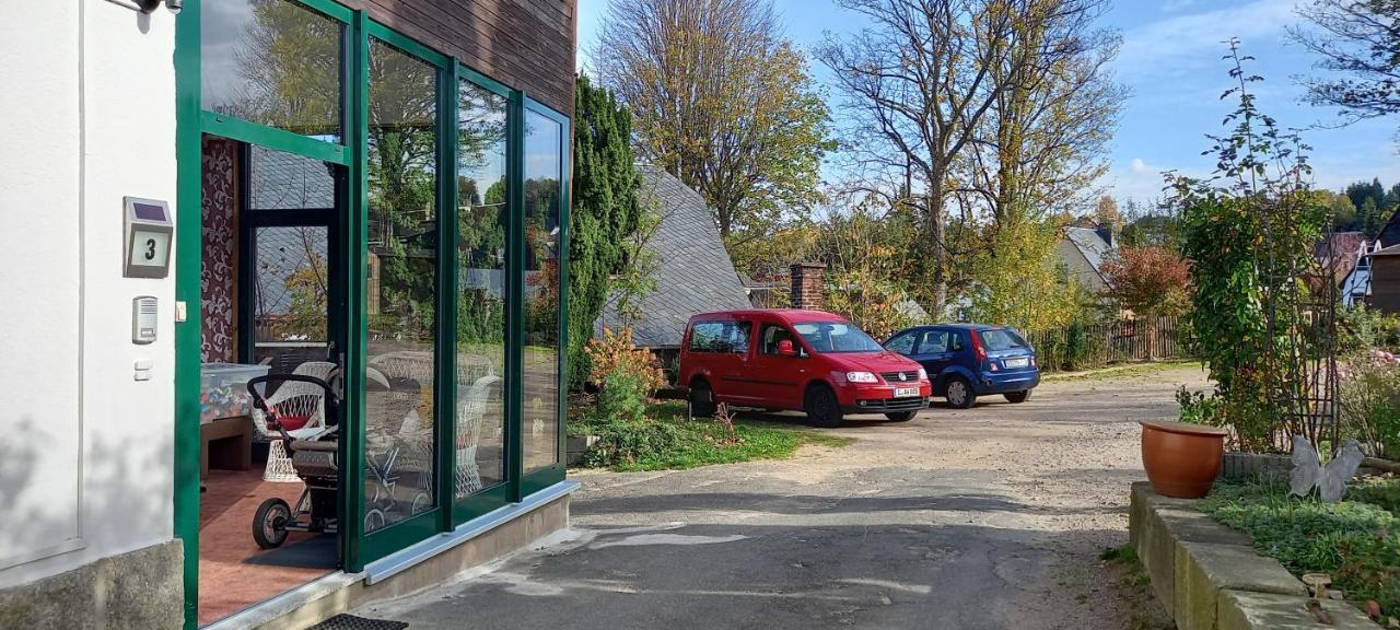 Familienfreundliche Ferienwohnung Erzgebirge Schneeberg  Dış mekan fotoğraf