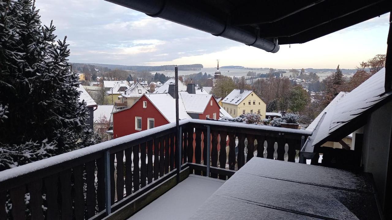 Familienfreundliche Ferienwohnung Erzgebirge Schneeberg  Dış mekan fotoğraf