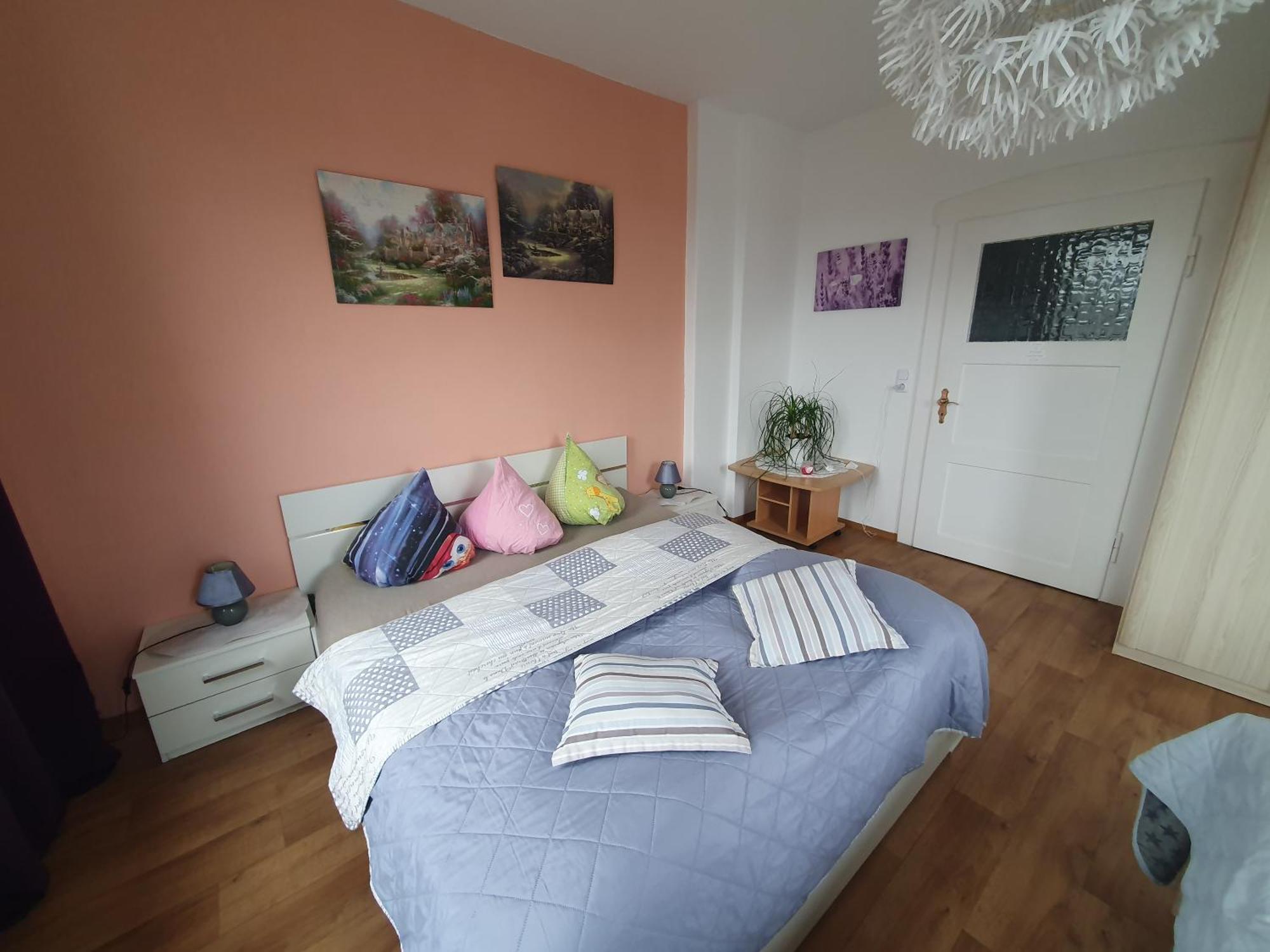 Familienfreundliche Ferienwohnung Erzgebirge Schneeberg  Dış mekan fotoğraf